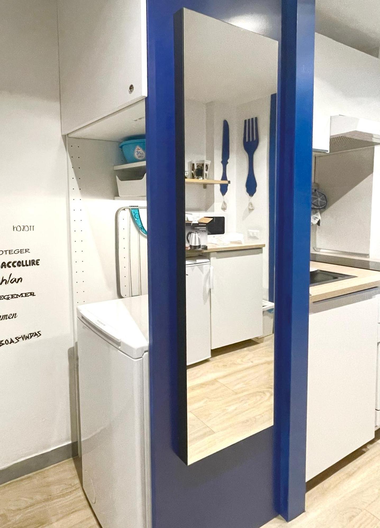 Appartamento Blu A Milano Zona Ripamonti Vicino Allo Ieo Ngoại thất bức ảnh